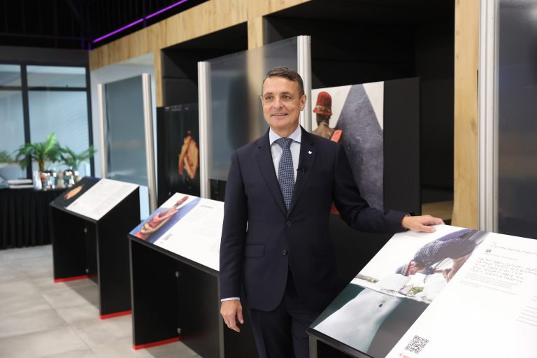 Canon “Görülmeyen Dünya” Sergisi Duyulara Hitap Ediyor