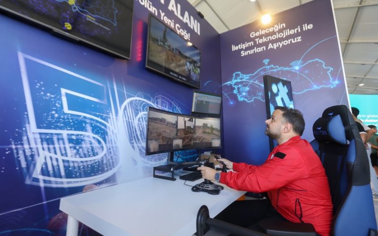 Turkcell’den TEKNOFEST’te canlı 5G performansı