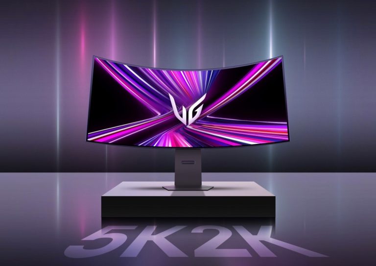 LG dünyanın ilk bükülebilir 5K2K oyun monitörünü tanıttı