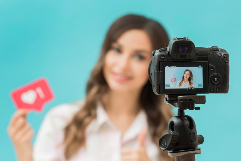 Yapay zeka ile video oluşturabileceğiniz en iyi araçlar