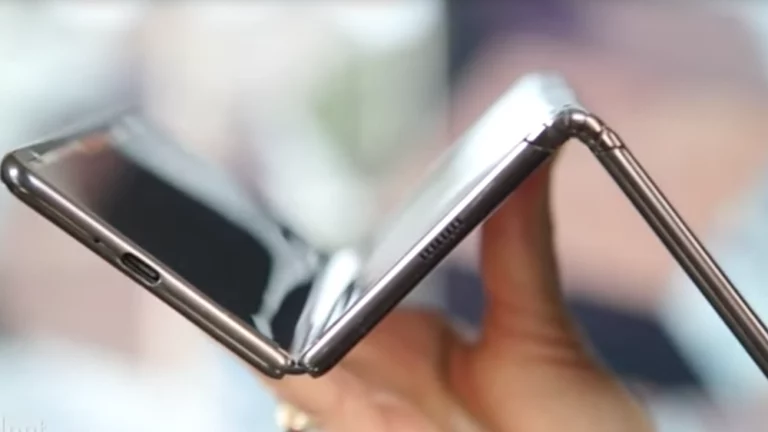 Samsung’un üç kez katlanabilen telefonu ile ilgili yeni bilgiler geldi!